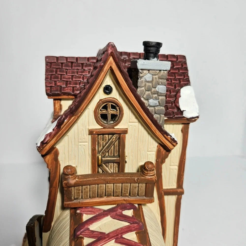 Lemax Eli's Cobbler Shoppe Caddington Village Lighted Building 65123